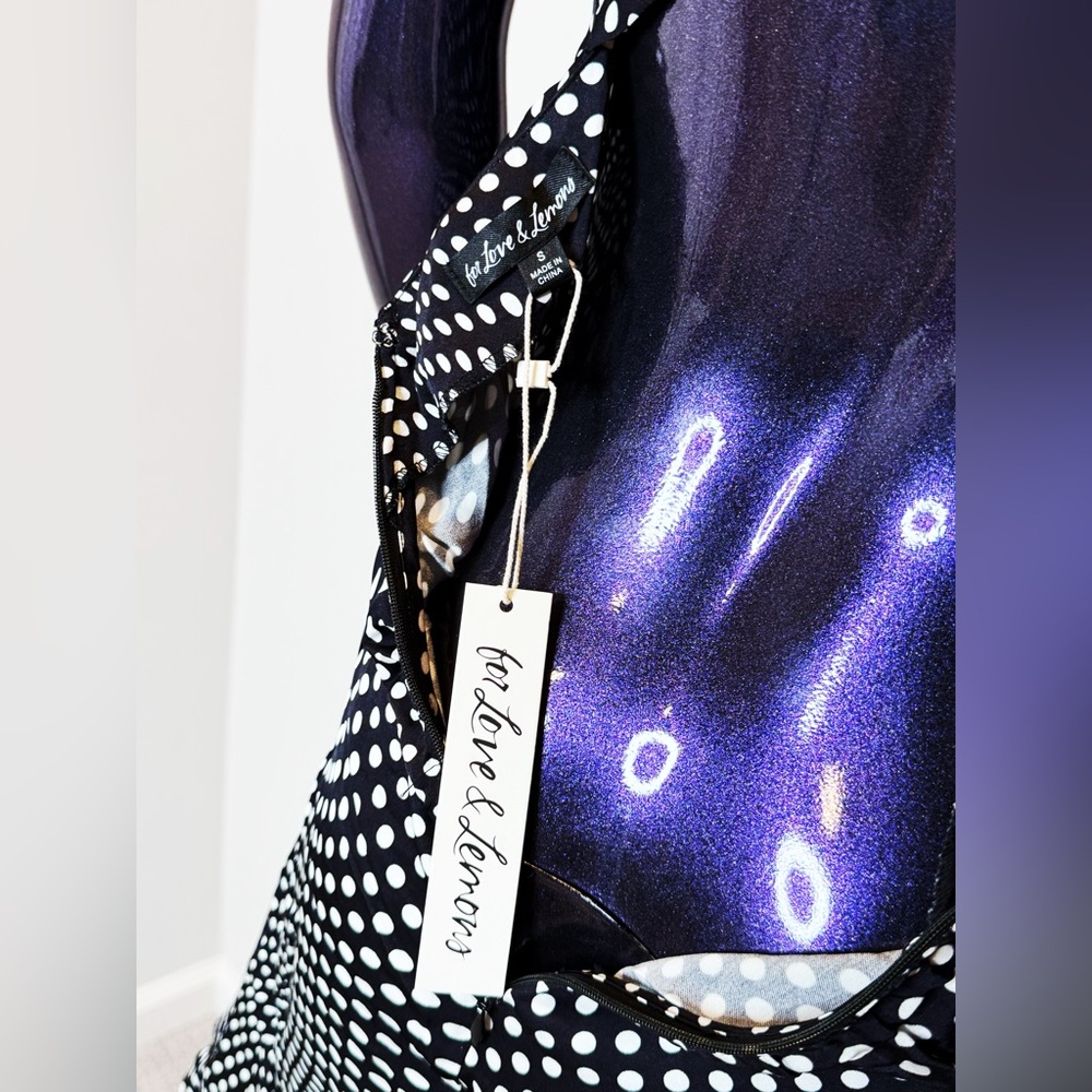 XS! - Picture 5 of 6